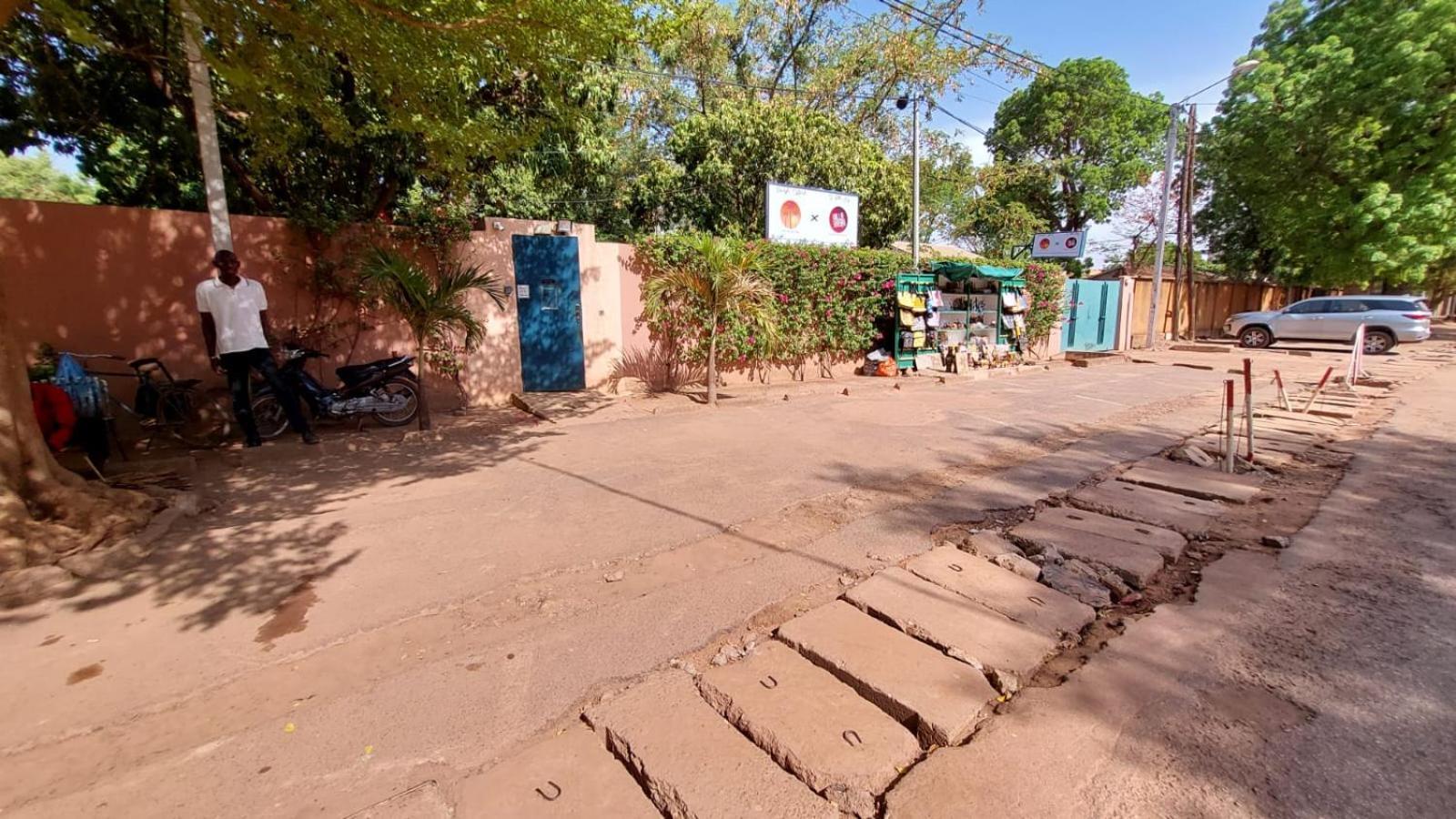 Hotel Les Palmiers Ouagadougou Exterior photo